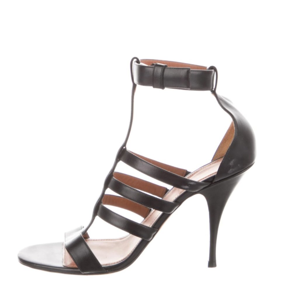 Givenchy Sandals sz 42- Like New
